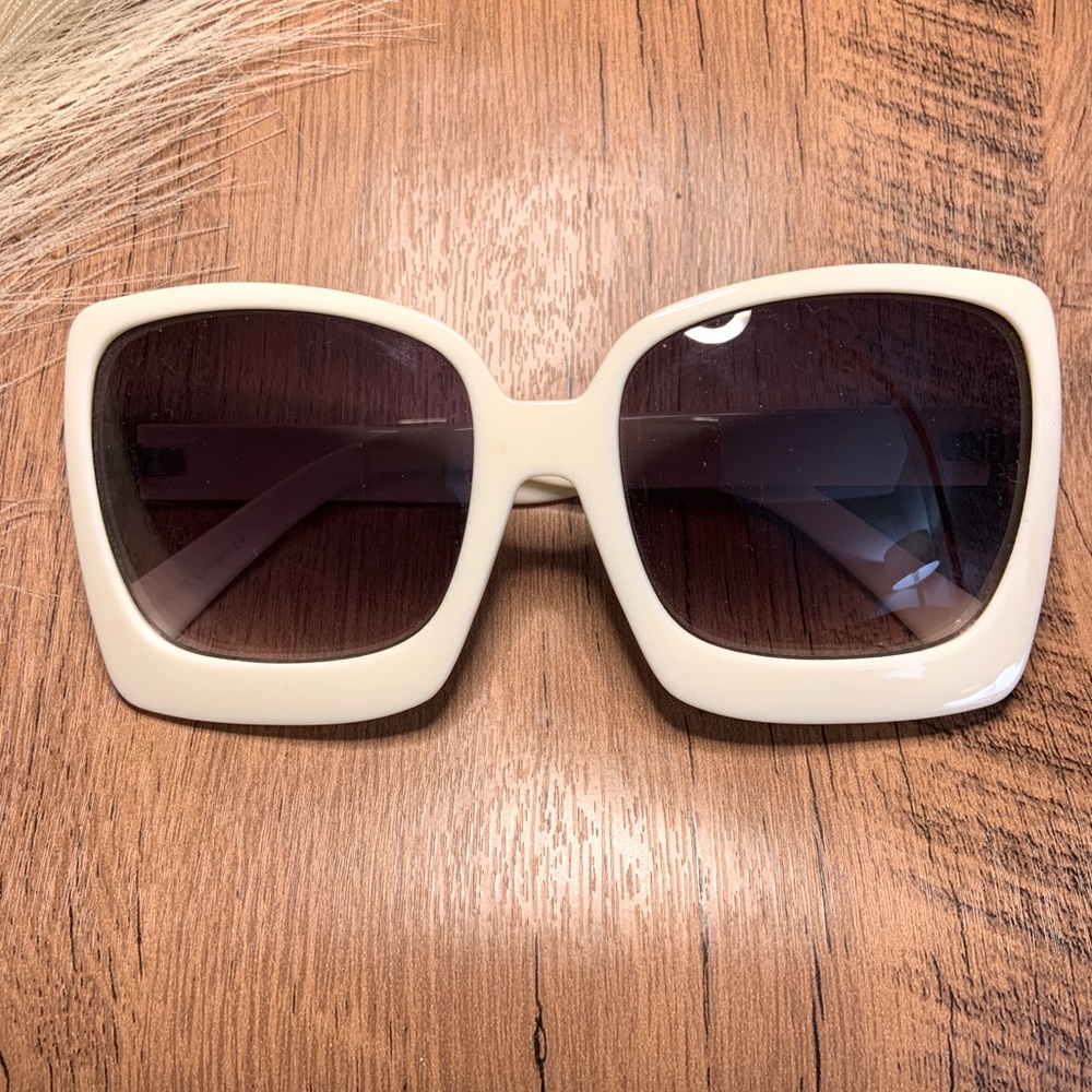 Oversized Diana Ross Style Sunglasses